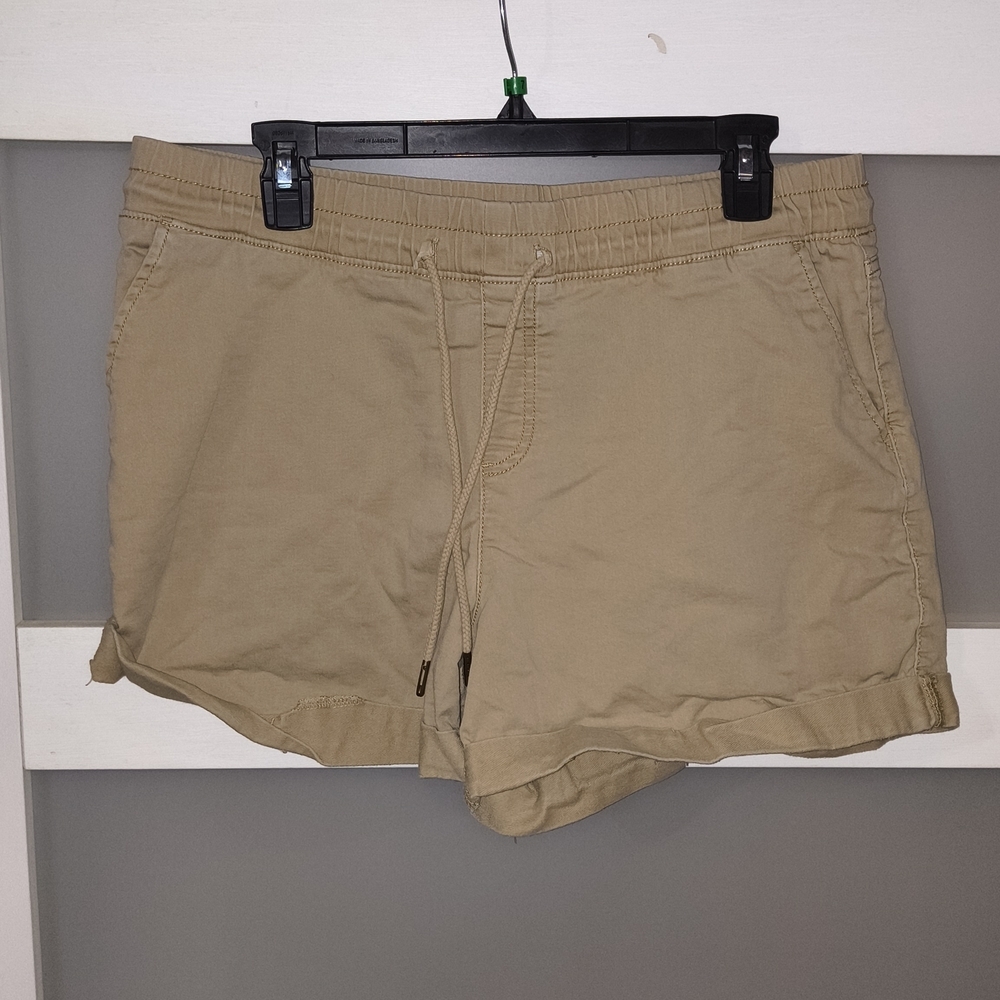 Time and Tru Light Brown Shorts